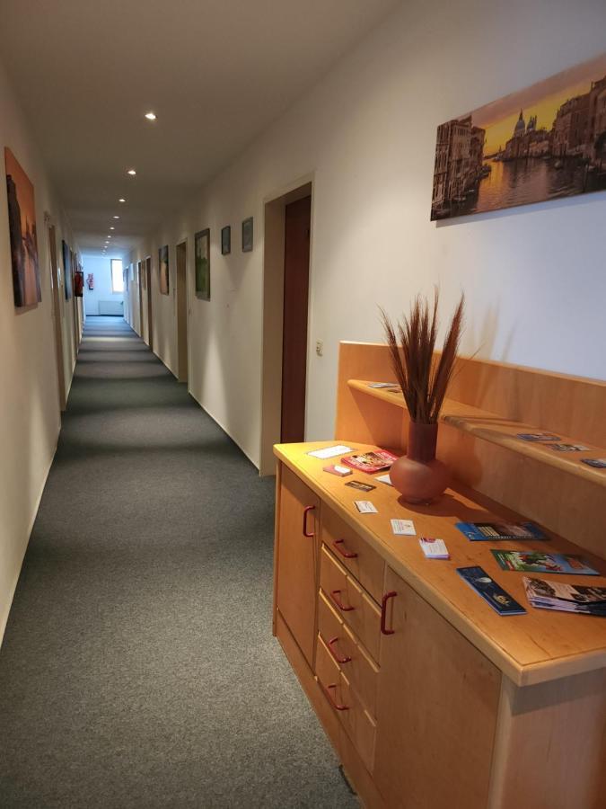 Hotel Garni Rodewisch Екстер'єр фото